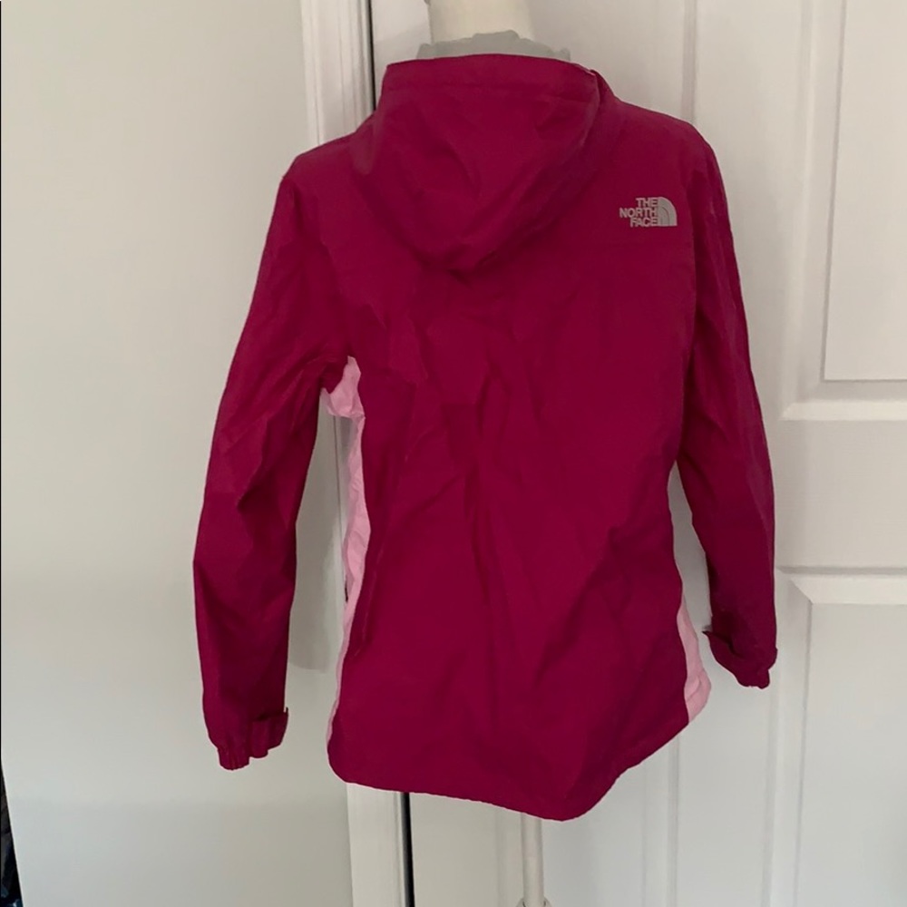 Women’s North Face Jacket - Picture 5 of 8